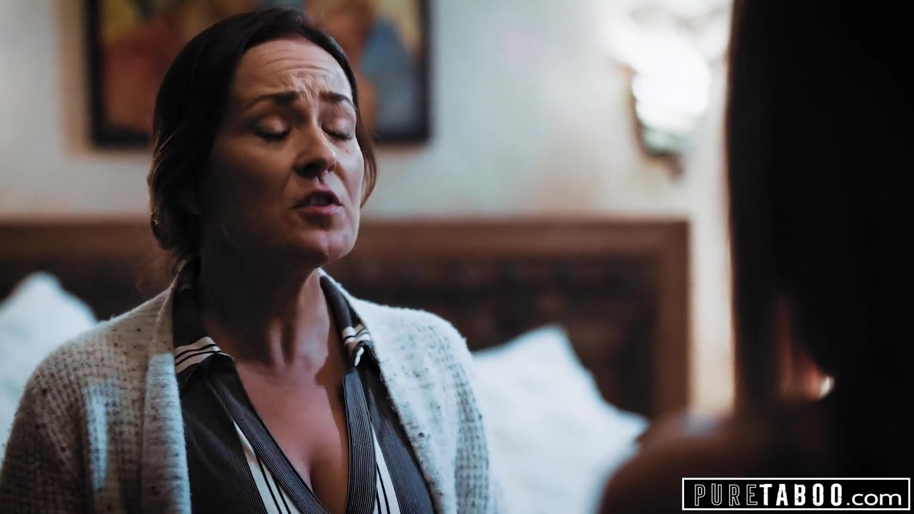 継母と継父と捕まる純粋なタブー、カイラー・クインが参加