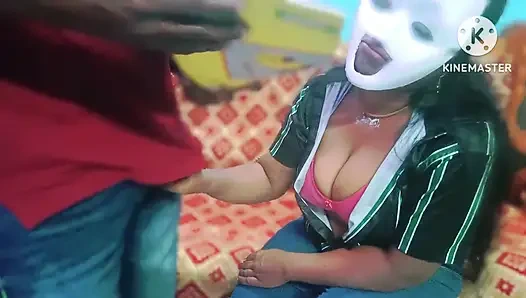 Die stiefschwester der ehefrau verführt ihren stiefbruder, während er sie zum interview unterrichtet - tamilisches Audio mit lustvollem stöhnen