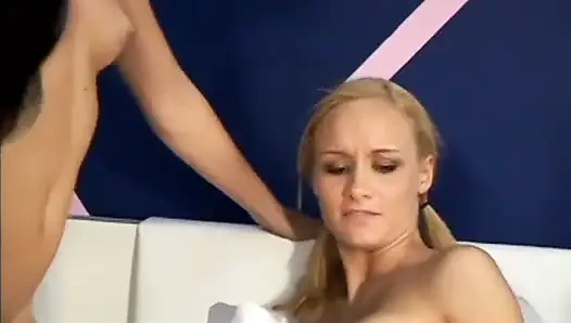 Horny sorority bitches get oral from submissive guy