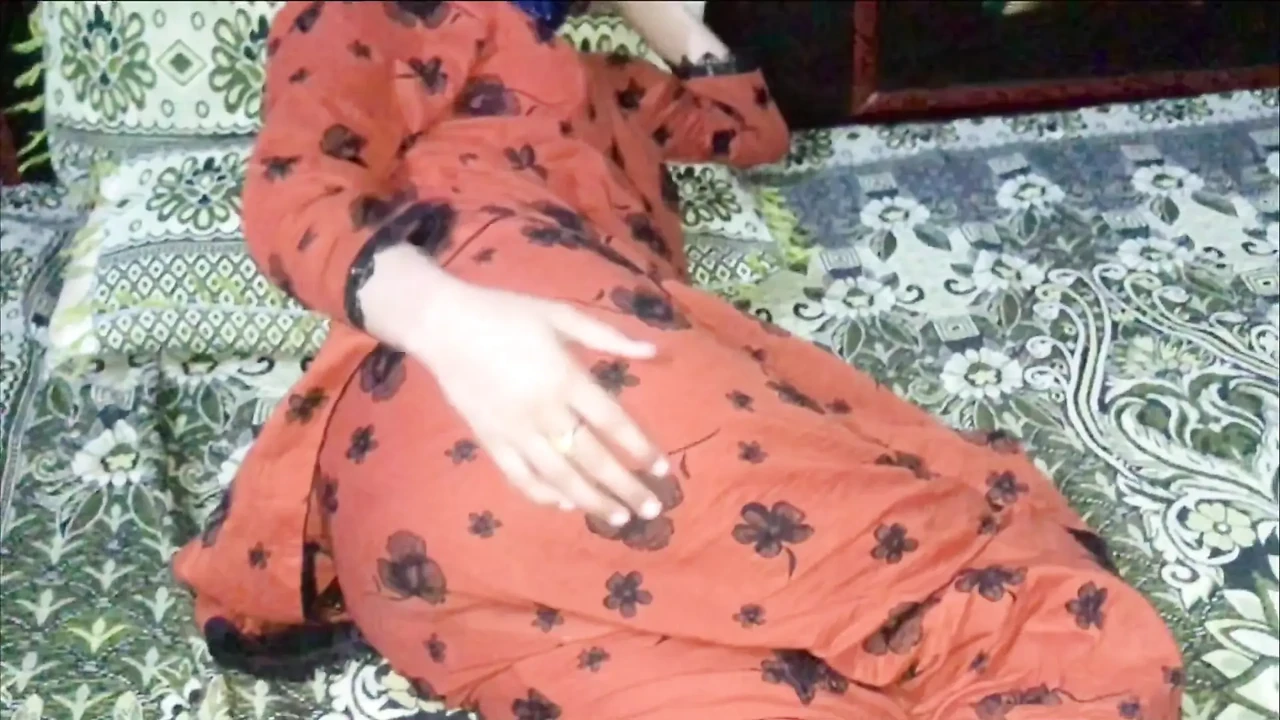 Slow Motion of a Nice Big Ass