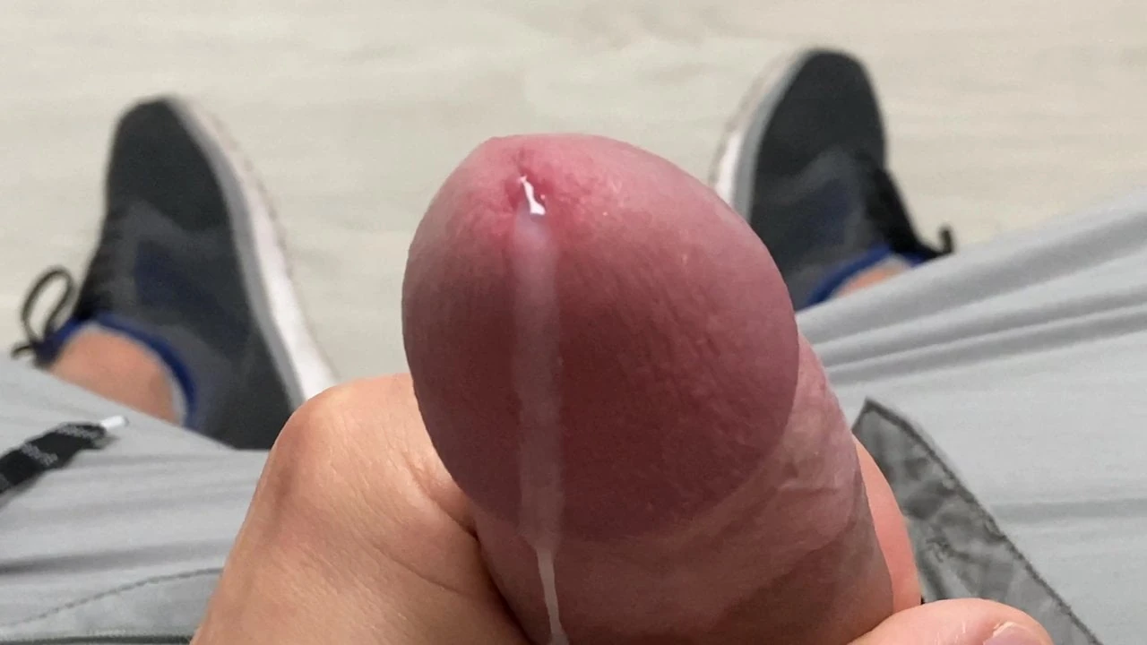 Aproape de masturbare de pulă și spermă