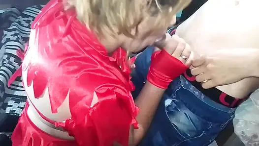 Er lutscht mich und ich stecke es in sexy teufel