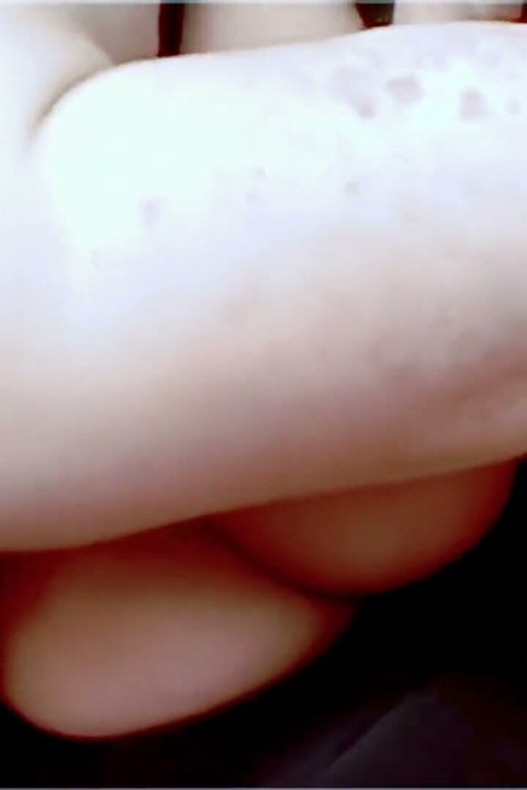 Krystal Wallas: Big Butt on Larry