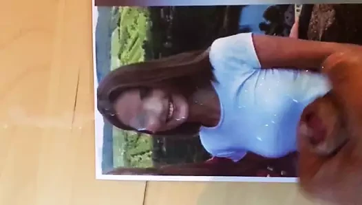 Boşalmak haraç için sıcak arkadaş madeline 3