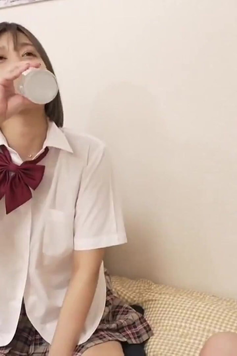 Top Ranked Private Shoot Idol Hikaru Earning Tips and Requests Through Secret Fan Service Sessions Chapter 3