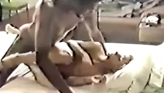 Aldatılan orta yaşlı seksi kadın - aldatan evli kadın