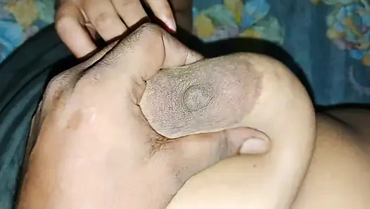 My sexy bhabi fucking oil she very happy 🥰