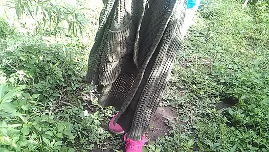 Ormanda götümü sikiyorlar