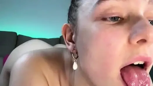 Fucking with saggy tits and a close-up of me cumming jucielussie