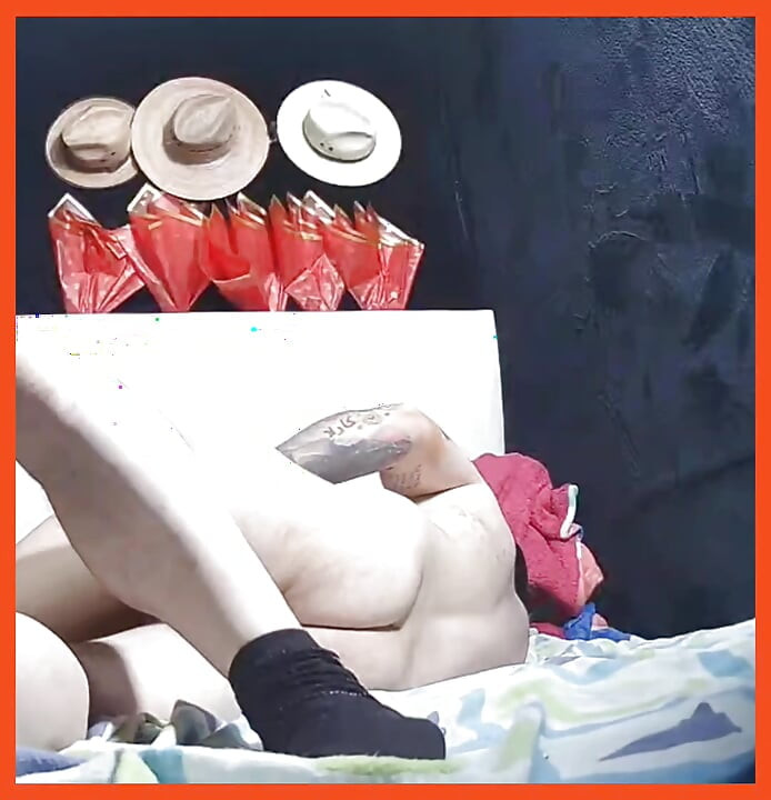내 애인 MIA는 애널 섹스를하기 전에 구강 섹스를 좋아해