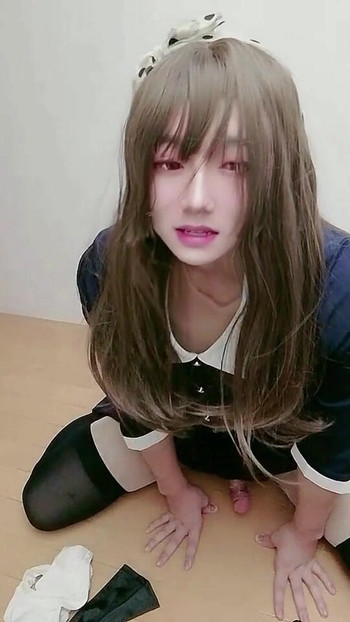 日本变装癖自慰肛交高潮 | 短片 1