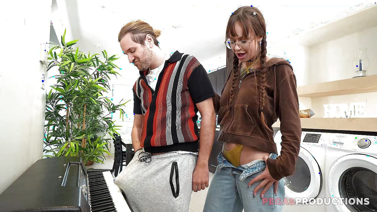 Pegas Productions - Baby Gold Gets Shoved Solid In Their Living Room
