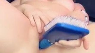 FUCKING MY WET PUSSY WITH MY HAIR BRUSH