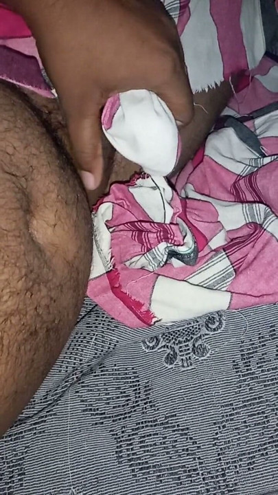 Teyzem sikimle öpüşüyor ve amcığımı sikiyor ve sperm yalıyor | Klip 1