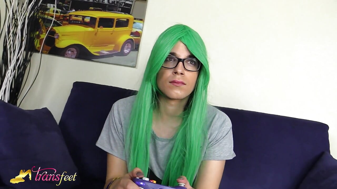 Sexy tranny feet play and playing a game with a dong