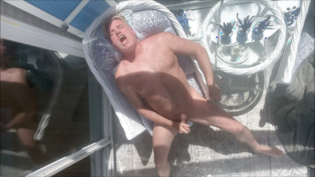 HUNK DADDY BEAR NAKED SUNBATHING IN THE VERANDA 4