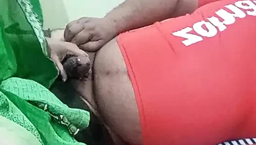 Rekaman seks tante seksi india dan cowok pengantar barang, video lengkap bahasa india