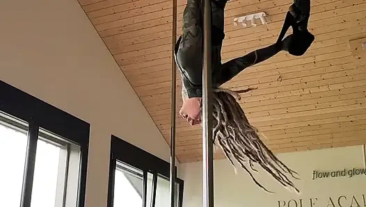 Do you like my dance for you ? - #poledance #dance #higheels #heels #dancing  #skinny #