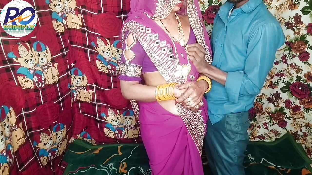 Desi sexy maus fickte den stiefsohn ihrer eigenen stiefschwester, indem sie ein stuten wurde, sie in die schoße hob und den schwanz in t
