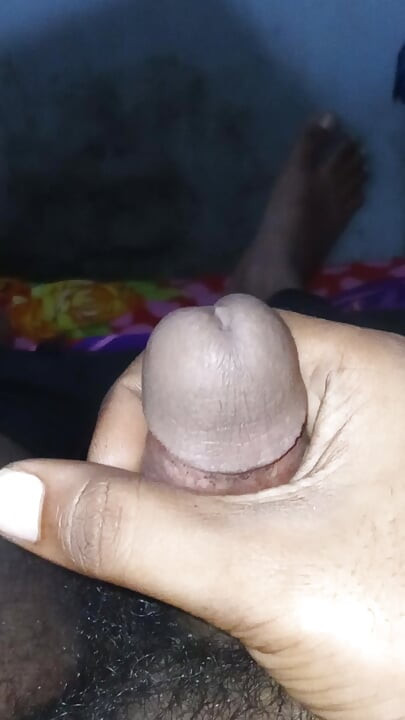 Wanking and cum in the park