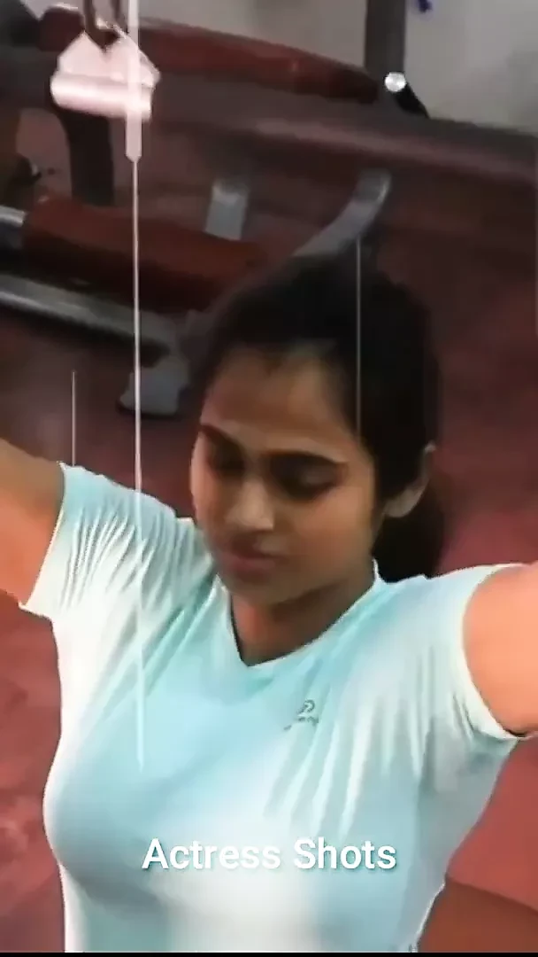 Actress Ramya Pandian Hot Sexy