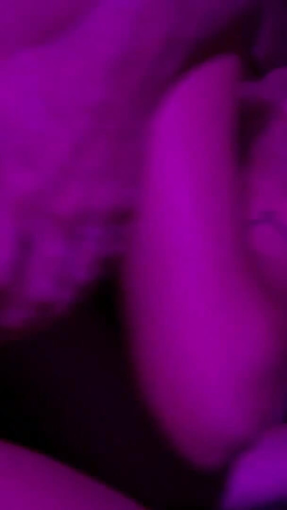 Bums mich egal wer, dicke Titten schalampe im Swinger Club | Clip 3