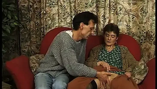 Mature brunette pussy licked before sucking old man's dick