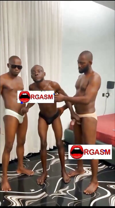 Des Papas Font Un Quatuor Avec Le Voisin
