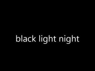 Noite de luz negra