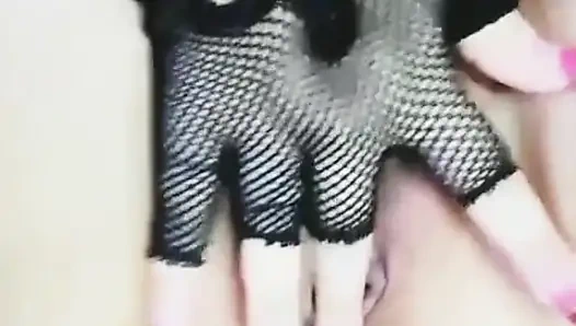 Возбужденная MILF