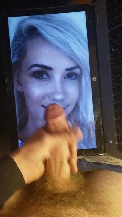 Alanah Pearce e omaggio
