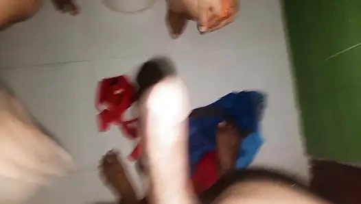 DESHI DORF-MÄDCHEN NADIYA HARTER SEX MIT ENGER MUSCHI VOLLES VIDEO INDISCHES SEXVIDEO