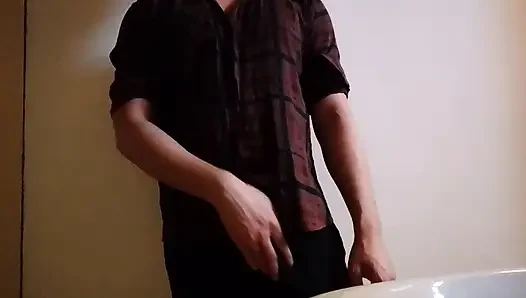 20 yaşında olmama rağmen hala bekarım