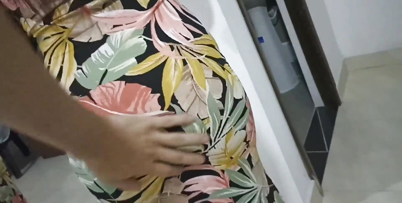 18 Year Old Brunette with Big Tits in a Hotel in Miami United States Gluspet Gets Fucked by Her Big Dick Boyfriend