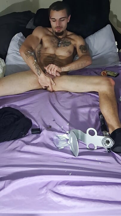 My first time playing with my ass hole and I was able to make it gape wide open and blow slime farts