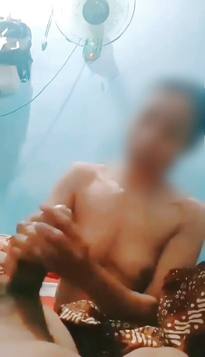Menantu dan mertua melakukan hubungan seksual