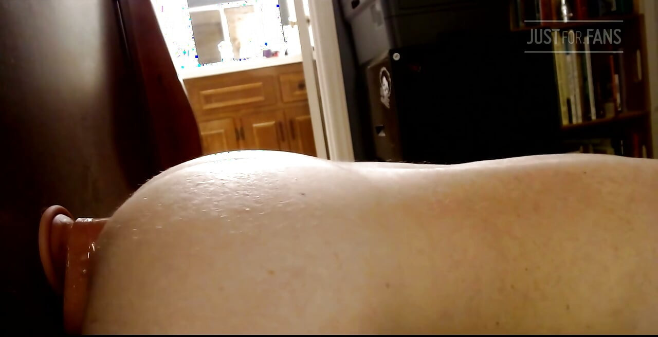 Fucked Deep by Big Dildo