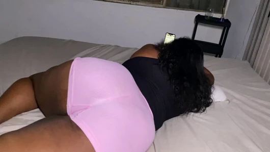 I come inside the stepmom's pussy accidentally