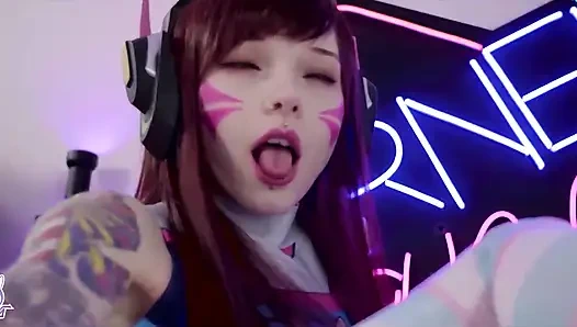 Sıkı götünde bir yarağı seviyor