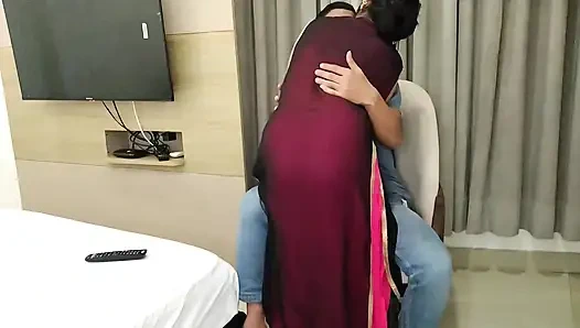 Пасынок трахает одинокую мачеху