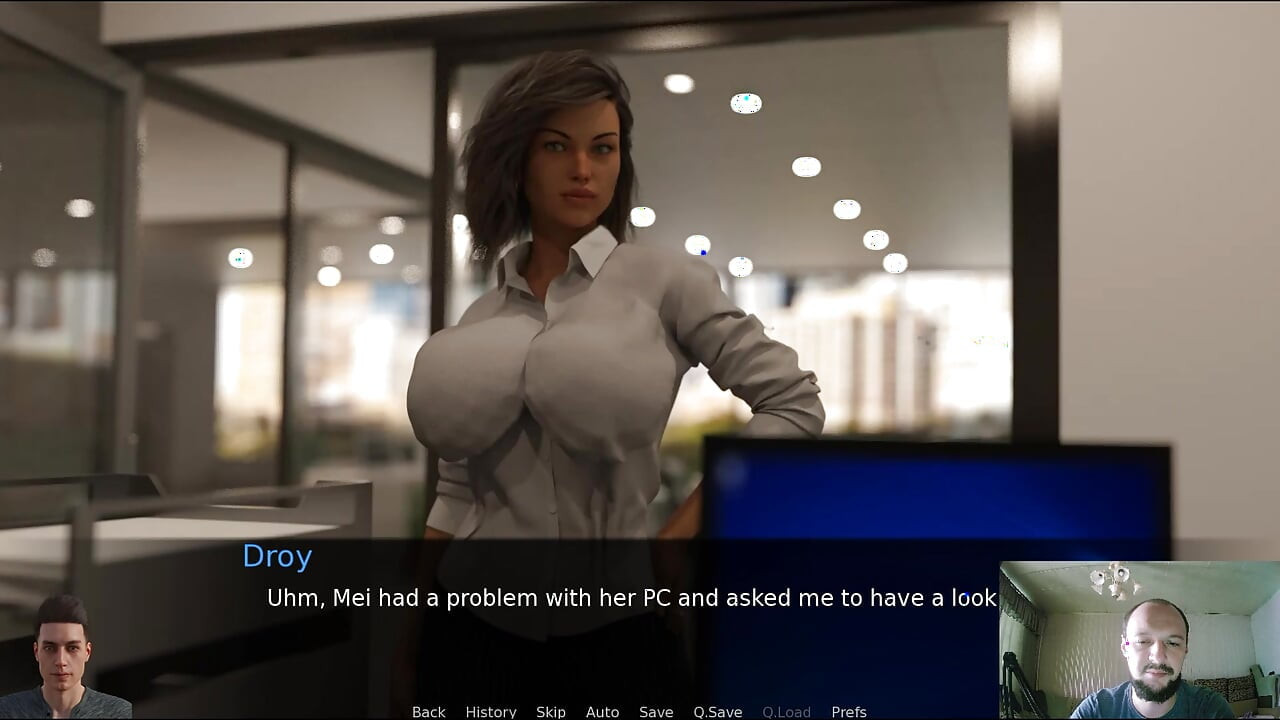 Sucée sous la table au travail