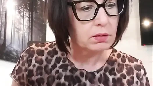 Julie Im Büro Nackt