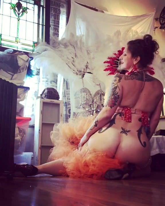 Burlesque 09