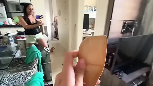Tanrıça Kiffa yerli kölesini yakaladı