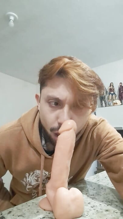 Expose me detroy me