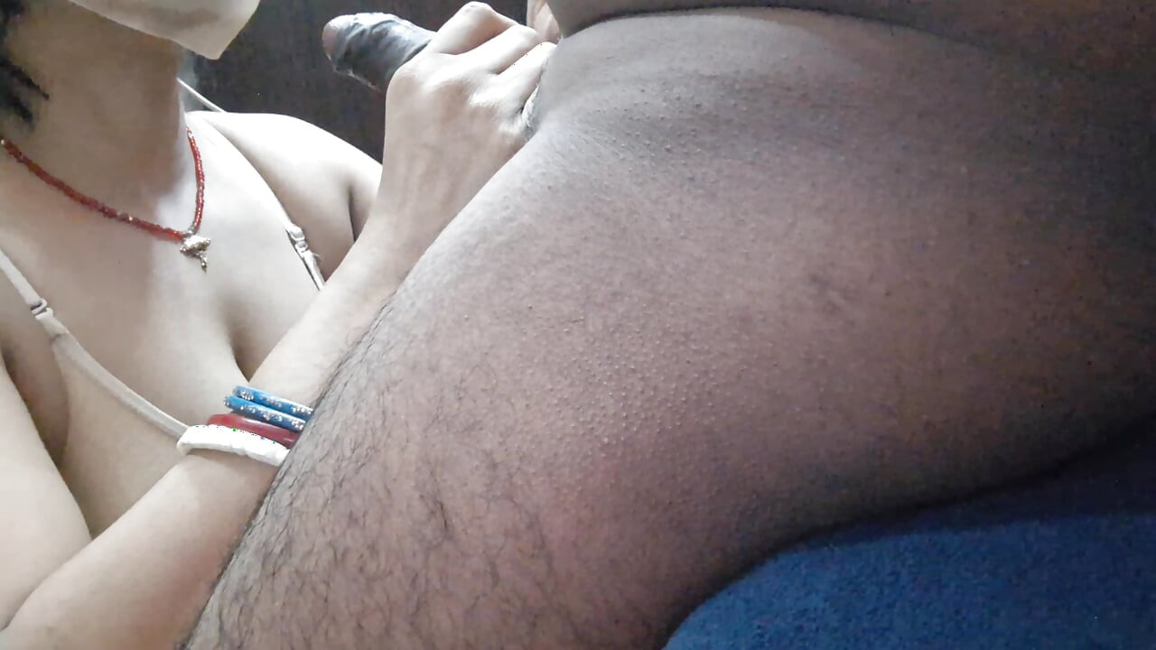 Seksowny Hardcore Blowjob Dane przez Desi Gorąca napalona żona
