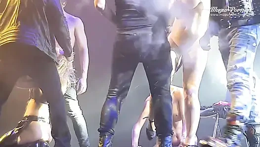 MugurPorn развлекается на эротическом фестивале