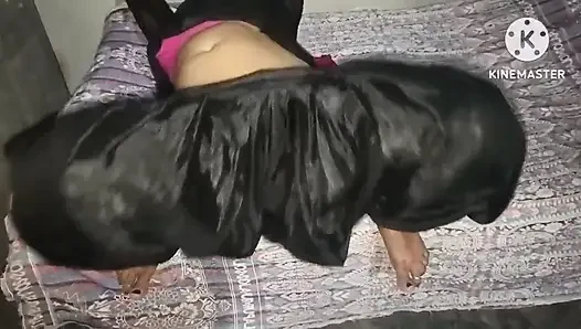 Hintli masum 18 artı genç evli kadın aşırı sert sikiliyor tam film Hintçe ses