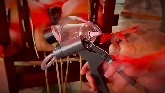 Dominatrix sahibe April: bir köle hatası