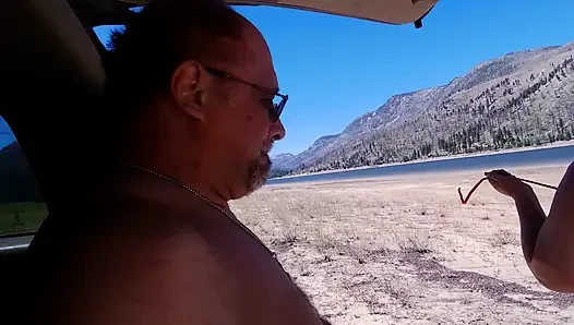 Ngocok di danau